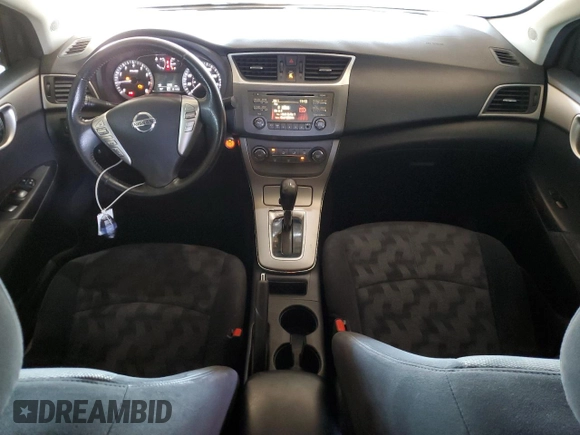 2013 Nissan Sentra SR z VIN 3N1AB7APXDL749600, wystawiony jako Copart lot #56838155 z przebiegiem 191 455 mil mil oraz Czysty tytuł • Clean title. Historia ofert i sprzedaży dostępna na DreamBid. Obrazek 8.