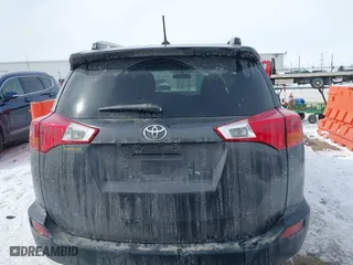 2014 Toyota RAV4 XLE with VIN 2T3WFREV7EW120091, listed as a IAAI auction lot 41605438 with 109,865 mi miles. Bid and sale history available at carsss.com. Image 16.