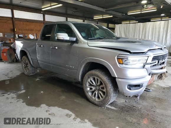 2020 Ram 1500 Laramie z VIN 1C6SRFDT5LN164297, wystawiony jako Copart lot #55420835 z przebiegiem 67 911 mil mil oraz Szkoda całkowita • Salvage title. Historia ofert i sprzedaży dostępna na DreamBid. Obrazek 4.