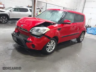 2013 Kia Soul + with VIN KNDJT2A6XD7616330, listed as a IAAI auction lot 41827924 with 135,322 mi miles. Bid and sale history available at carsss.com. Image 2.