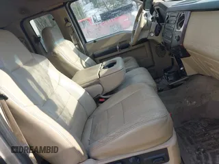 2008 Ford Super Duty F-250 SRW XL with VIN 1FTSX21Y38EB93621, listed as a IAAI auction lot 41379532 with 225,489 mi miles. Bid and sale history available at carsss.com. Image 5.