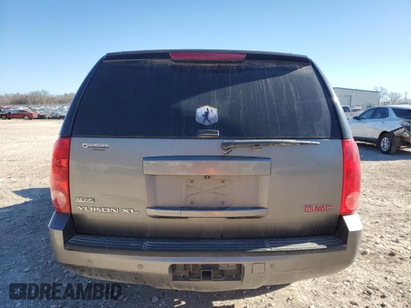 2012 GMC Yukon XL SLT with VIN 1GKS2KE72CR279315, listed as a Copart auction lot 87589195 with 220,584 mi miles and Salvage Title. Bid and sale history available at carsss.com. Image 6.