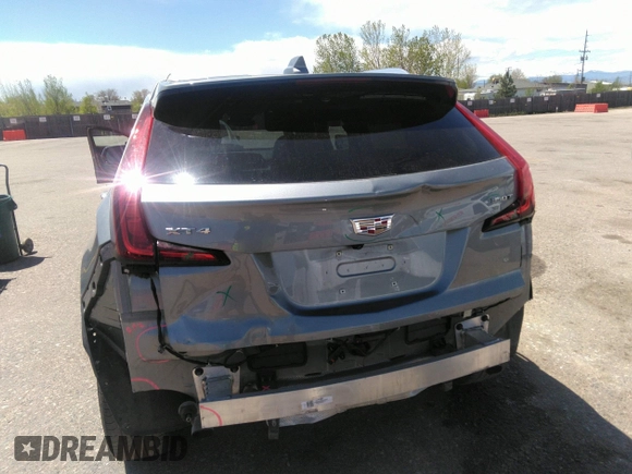 2024 Cadillac XT4 FWD Premium Luxury with VIN 1GYFZCR46RF221436, listed as a IAAI auction lot 42140984 with 32,534 mi miles and . Bid and sale history available at carsss.com. Image 6.
