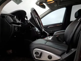2010 Mercedes-Benz R 350 with VIN 4JGCB6FE8AA108158, listed as a Copart auction lot 81341984 with 135,402 mi miles and Salvage Title. Bid and sale history available at DreamBid. Image 7.