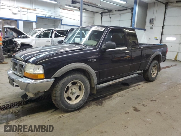 2000 Ford Ranger XLT with VIN 1FTZR15X3YTB33368, listed as a Copart auction lot 46928415 with 220,211 mi miles and Salvage Title. Bid and sale history available at carsss.com. Image 1.