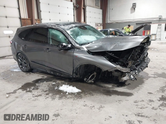 2024 Acura MDX w/A-Spec Package with VIN 5J8YE1H0XRL002415, listed as a IAAI auction lot 41545024 with 11,295 mi miles. Bid and sale history available at carsss.com. Image 1.