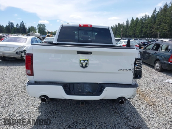 2015 Ram 1500 Sport z VIN 1C6RR7MT7FS601470, wystawiony jako IAAI lot #42334149 z przebiegiem 114 056 mil mil oraz . Historia ofert i sprzedaży dostępna na DreamBid. Obrazek 17.