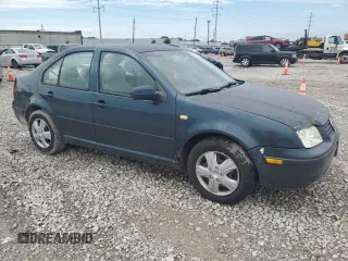 2002 Volkswagen Jetta with VIN 3VWRB69M82M035540, listed as a Copart auction lot 63227755 with 165,655 mi miles and Clean title. Bid and sale history available at DreamBid. Image 4.