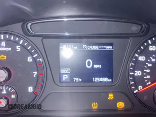 2019 Kia Sorento LX with VIN 5XYPG4A3XKG567081, listed as a Copart auction lot 53941055 with 125,468 mi miles and Clean Title. Bid and sale history available at carsss.com. Image 8.