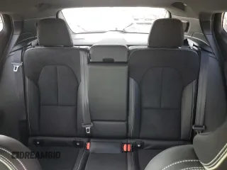 2021 Volvo XC40 R-Design with VIN YV4162UM9M2401811, listed as a Copart auction lot 59177733 with 11,993 mi miles and . Bid and sale history available at carsss.com. Image 10.