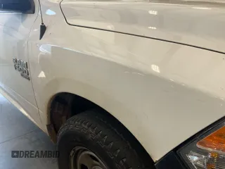 2022 Ram 1500 Tradesman z VIN 3C6JR6DG0NG300832, wystawiony jako IAAI lot #42239988 z przebiegiem 97 216 mil mil oraz . Historia ofert i sprzedaży dostępna na DreamBid. Obrazek 1.