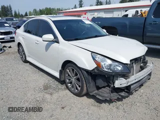 2014 Subaru Legacy Special Sports z VIN 4S3BMBH69E3036678, wystawiony jako IAAI lot #42077275 z przebiegiem 113 916 mil mil oraz . Historia ofert i sprzedaży dostępna na DreamBid. Obrazek 1.