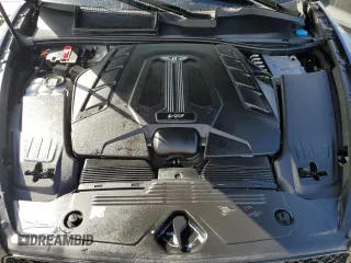 2022 Bentley Bentayga V8 z VIN SJAAM2ZV9NC013534, wystawiony jako Copart lot #74924334 z przebiegiem 10 200 mil mil oraz Nie do naprawy • Non repairable. Historia ofert i sprzedaży dostępna na DreamBid. Obrazek 12.