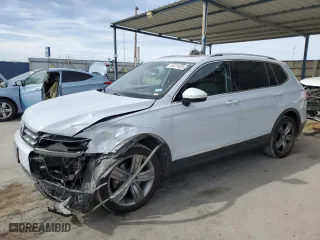 2018 Volkswagen Tiguan SEL Premium with VIN 3VV5B7AX0JM001816, listed as a Copart auction lot 51071425 with 155,656 mi miles and Salvage Title. Bid and sale history available at carsss.com. Image 1.