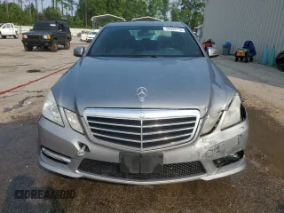 2012 Mercedes-Benz E 350 Luxury with VIN WDDHF8JBXCA545918, listed as a Copart auction lot 58953115 with 220,307 mi miles and Salvage title. Bid and sale history available at DreamBid. Image 5.