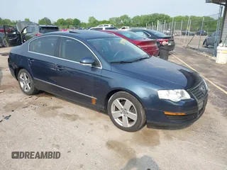 2008 Volkswagen Passat Komfort with VIN WVWAK73C68E089004, listed as a IAAI auction lot 42388774 with 143,789 mi miles and . Bid and sale history available at DreamBid. Image 1.