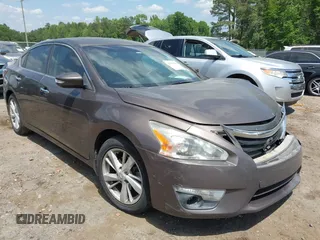 2015 Nissan Altima SV z VIN 1N4AL3AP3FC176546, wystawiony jako IAAI lot #42166808 z przebiegiem 129 203 mil mil oraz . Historia ofert i sprzedaży dostępna na DreamBid. Obrazek 1.