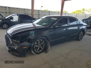 2020 Hyundai Sonata SEL z VIN 5NPEF4JA8LH006462, wystawiony jako Copart lot #58179245 z przebiegiem 49 975 mil mil oraz Szkody całkowita. Historia ofert i sprzedaży dostępna na DreamBid. Obrazek 1.