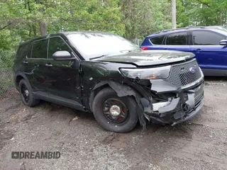 2021 Ford Police Interceptor Utility z VIN 1FM5K8AB4MGC02122, wystawiony jako IAAI lot #42197807 z przebiegiem 29 956 mil mil oraz . Historia ofert i sprzedaży dostępna na DreamBid. Obrazek 1.