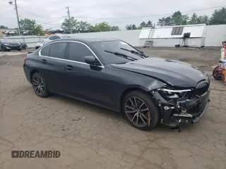2019 BMW 3 Series 330i xDrive with VIN WBA5R7C52KAJ85867, listed as a Copart auction lot 60107965 with 68,464 mi miles and Salvage title. Bid and sale history available at DreamBid. Image 4.