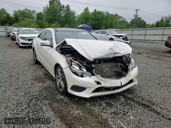 2015 Mercedes-Benz E 400 с VIN WDDKJ6HBXFF300283, выставлен на аукционе Copart как лот 57441065 с пробегом 86 669 миль миль и Списание • Salvage title. История ставок и продаж доступна на DreamBid. Изображение 13.