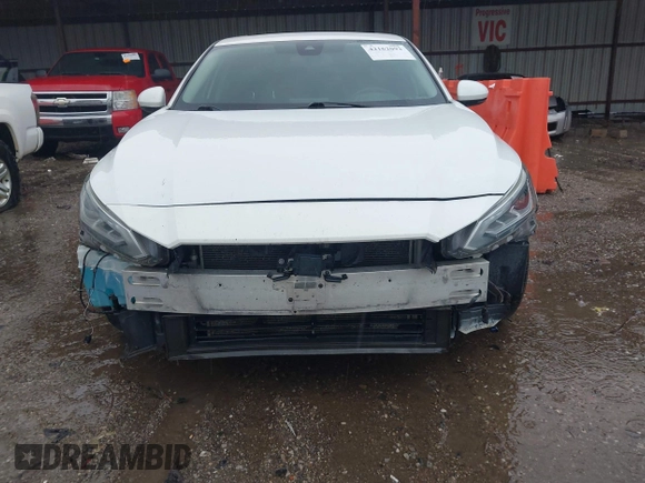 2019 Nissan Altima SV with VIN 1N4BL4DVXKC214904, listed as a IAAI auction lot 42162093 with 294,733 mi miles and . Bid and sale history available at DreamBid. Image 18.
