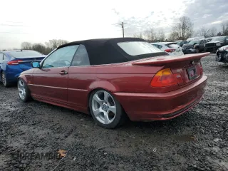 2001 BMW 3 Series 325Ci with VIN WBABS334X1JY41304, listed as a Copart auction lot 85814304 with 93,527 mi miles and Salvage Title. Bid and sale history available at carsss.com. Image 2.