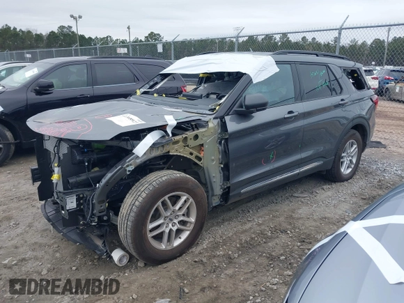 2025 Ford Explorer Active with VIN 1FMUK7DH5SGA22022, listed as a IAAI auction lot 41368923 with 3,142 mi miles. Bid and sale history available at carsss.com. Image 17.