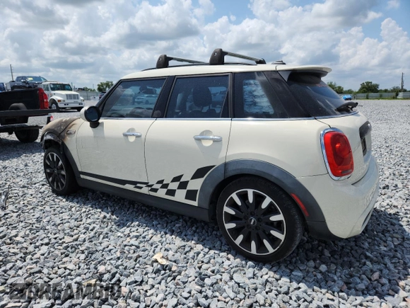 2015 MINI Hardtop 4 Door S z VIN WMWXU3C50F2B56953, wystawiony jako Copart lot #58579615 z przebiegiem Nie podano mil oraz Szkoda całkowita • Salvage title. Historia ofert i sprzedaży dostępna na DreamBid. Obrazek 2.