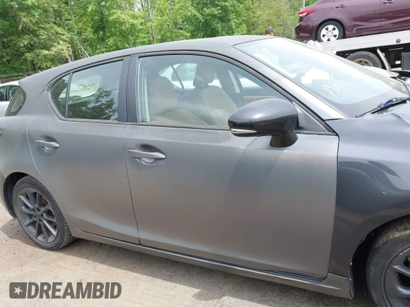 2011 Lexus CT 200h with VIN JTHKD5BH3B2041497, listed as a IAAI auction lot 42213132 with 224,866 mi miles and . Bid and sale history available at DreamBid. Image 13.