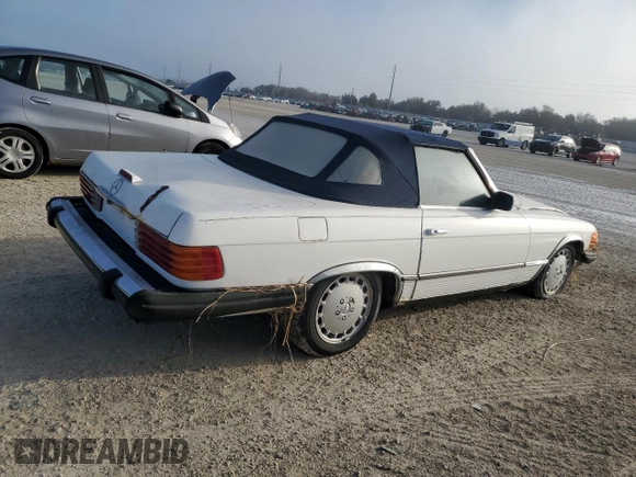 1980 Mercedes-Benz SL with VIN 10704412062529, listed as a Copart auction lot 77941784 with Not provided miles and Salvage title. Bid and sale history available at DreamBid. Image 3.