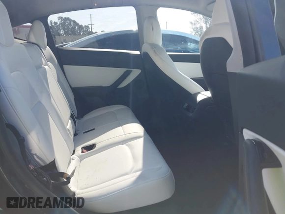 2021 Tesla Model Y Performance with VIN 5YJYGDEF1MF092889, listed as a IAAI auction lot 42076715 with 48,373 mi miles and . Bid and sale history available at DreamBid. Image 8.