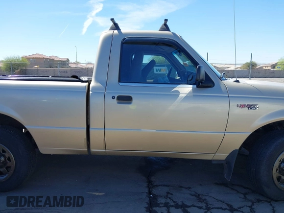 2000 Ford Ranger XL with VIN 1FTYR10CXYPA60122, listed as a IAAI auction lot 41879932 with 161,820 mi miles. Bid and sale history available at carsss.com. Image 13.