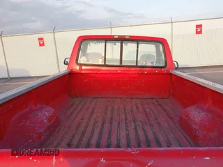 1994 Ford F-150 with VIN 1FTDF15Y0RLB45961, listed as a IAAI auction lot 41783519 with 230,365 mi miles. Bid and sale history available at carsss.com. Image 8.