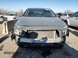 2022 Hyundai Santa Fe SE with VIN 5NMS1DAJ4NH408545, listed as a Copart auction lot 42714235 with 29,082 mi miles and Salvage Title. Bid and sale history available at carsss.com. Image 5.