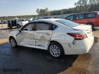 2014 Nissan Altima 2.5 S with VIN 1N4AL3APXEC184657, listed as a Copart auction lot 46947955 with 235,618 mi miles and Salvage Title. Bid and sale history available at carsss.com. Image 2.
