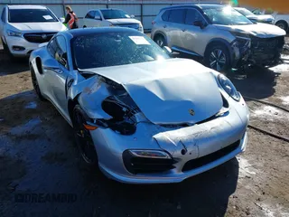 2016 Porsche 911 Turbo S with VIN WP0AD2A93GS166450, listed as a IAAI auction lot 41301144 with 23,420 mi miles. Bid and sale history available at carsss.com. Image 6.