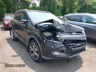 2013 Ford Escape Titanium с VIN 1FMCU0J99DUD14612, выставлен на аукционе IAAI как лот 42449391 с пробегом 137 206 миль миль и . История ставок и продаж доступна на DreamBid. Изображение 1.
