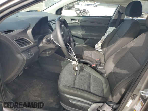 2021 Hyundai Accent SE z VIN 3KPC24A61ME147734, wystawiony jako Copart lot #59638425 z przebiegiem 66 553 mil mil oraz Szkoda całkowita • Salvage title. Historia ofert i sprzedaży dostępna na DreamBid. Obrazek 7.
