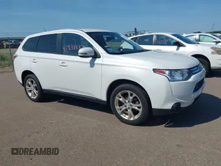 2014 Mitsubishi Outlander SE with VIN JA4AZ3A39EZ016862, listed as a IAAI auction lot 42838887 with 119,968 mi miles and . Bid and sale history available at DreamBid. Image 1.