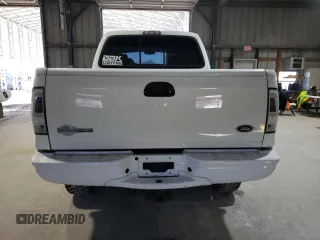 2006 Ford F-350 XL with VIN 1FTWW31P76EC06434, listed as a Copart auction lot 88783425 with 256,189 mi miles and Salvage Title. Bid and sale history available at DreamBid. Image 6.