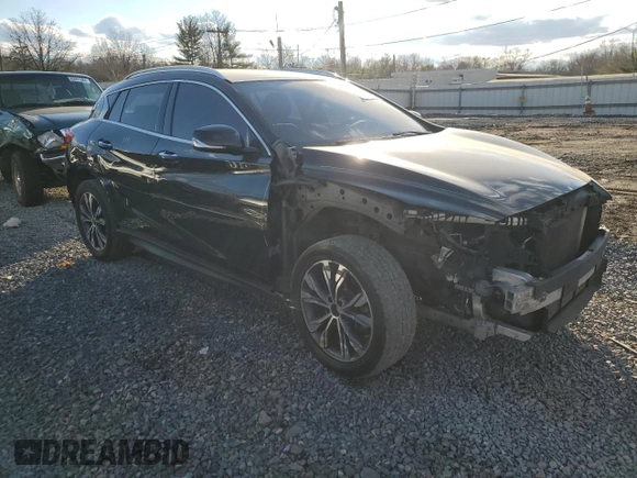 2017 Infiniti QX30 Luxury with VIN SJKCH5CR6HA021094, listed as a Copart auction lot 82018264 with 89,987 mi miles and Salvage title. Bid and sale history available at DreamBid. Image 4.