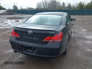2008 Toyota Avalon XL with VIN 4T1BK36B68U274638, listed as a IAAI auction lot 41673870 with 126,034 mi miles. Bid and sale history available at carsss.com. Image 4.