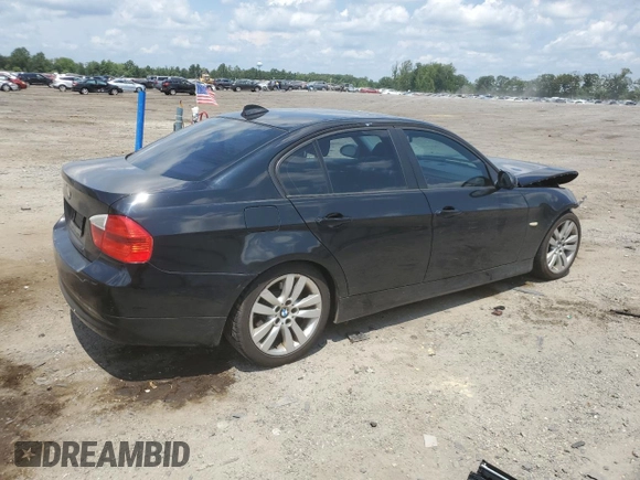 2007 BMW 3 Series 328i z VIN WBAVC53567FZ70196, wystawiony jako Copart lot #63136915 z przebiegiem 118 578 mil mil oraz Czysty tytuł • Clean title. Historia ofert i sprzedaży dostępna na DreamBid. Obrazek 3.