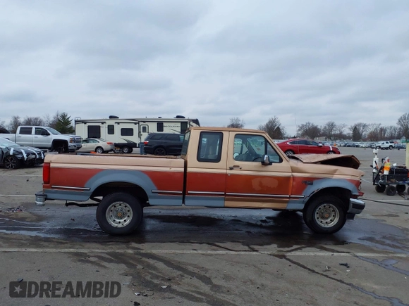 1994 Ford F-150 with VIN 1FTEX15NXRKB25889, listed as a IAAI auction lot 41031876 with 201,211 mi miles. Bid and sale history available at carsss.com. Image 14.