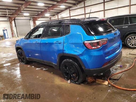 2018 Jeep Compass Altitude with VIN 3C4NJDBB2JT395652, listed as a Copart auction lot 42867225 with 150,776 mi miles and Clean title. Bid and sale history available at DreamBid. Image 2.