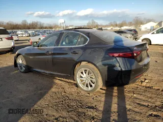 2018 Alfa Romeo Giulia with VIN ZARFAEDN6J7597695, listed as a Copart auction lot 39483903 with 45,318 mi miles. Bid and sale history available at carsss.com. Image 2.