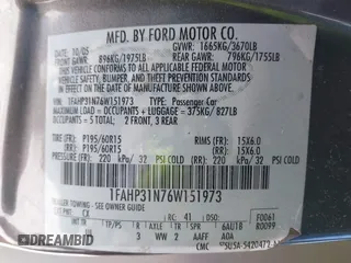 2006 Ford Focus S z VIN 1FAHP31N76W151973, wystawiony jako IAAI lot #41573090 z przebiegiem 211 369 mil mil oraz . Historia ofert i sprzedaży dostępna na DreamBid. Obrazek 9.