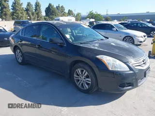 2012 Nissan Altima S z VIN 1N4AL2APXCN551942, wystawiony jako IAAI lot #42270515 z przebiegiem 263 940 mil mil oraz . Historia ofert i sprzedaży dostępna na DreamBid. Obrazek 1.