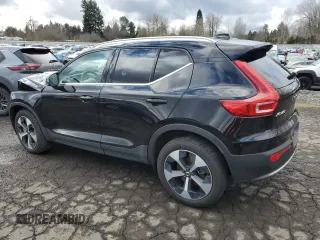 2025 Volvo XC40 Plus Bright Theme с VIN YV4L12UE4S2491995, выставлен на аукционе Copart как лот 45732865 с пробегом Не указан миль и Чистый • Clean title. История ставок и продаж доступна на DreamBid. Изображение 2.